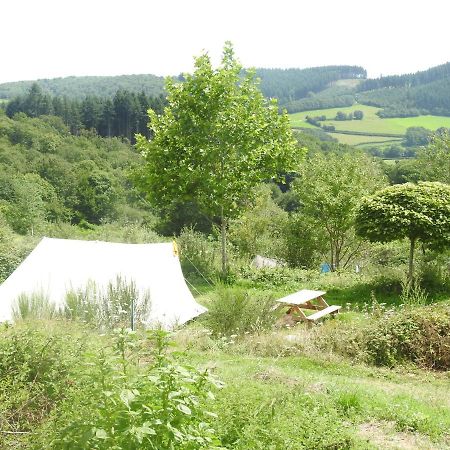Camping La Foret Du Morvan Larochemillay Exterior foto