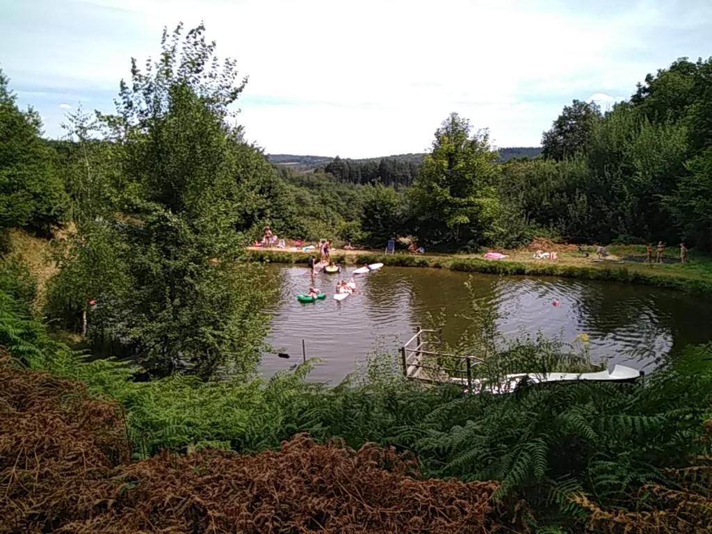 Camping La Foret Du Morvan Larochemillay Exterior foto