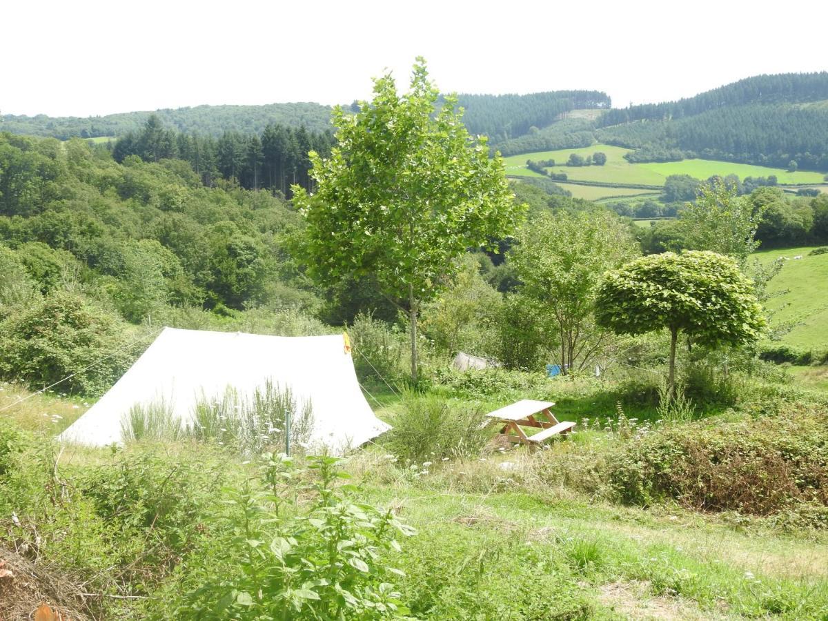 Camping La Foret Du Morvan Larochemillay Exterior foto